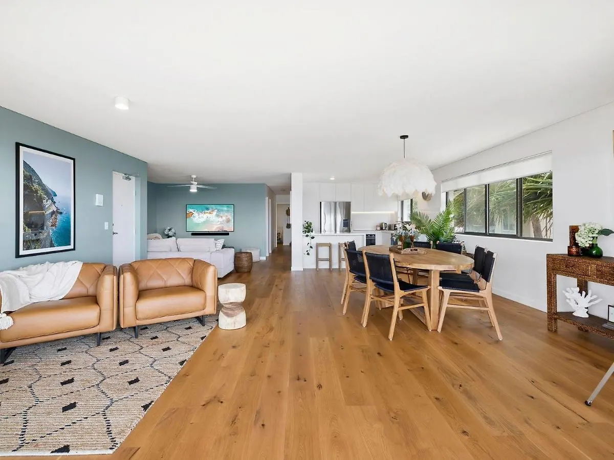 Unit 4 5 Tingira Cres Санрайз-Бич Австралия